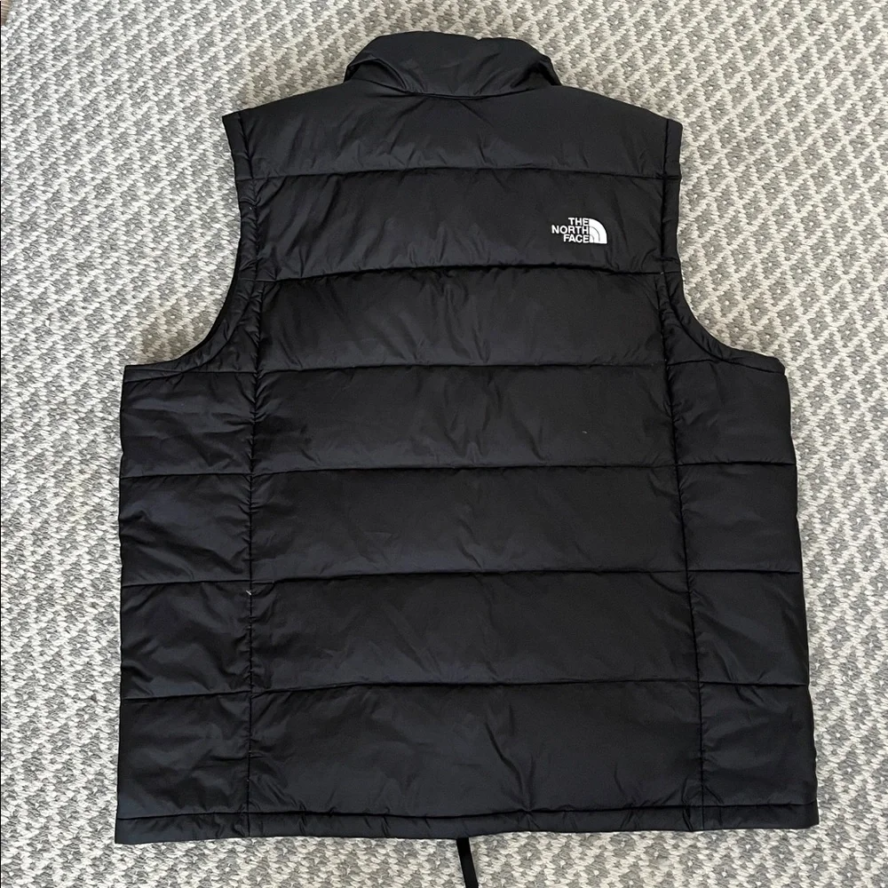 The North Face Black Puffer Vest Men’s XL